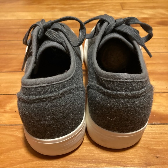 New! Just Fab First Timer platform sneaker - Picture 6 of 9